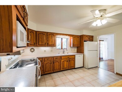 2409 Raven Rd, Wilmington, DE 19810 - photo 3