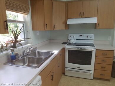 1180 Josephine Ct, Sebring, FL 33875 - photo 6