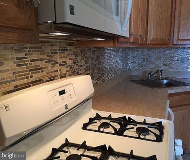 237 Wyndham Place, Trenton, NJ 08691 - photo 4