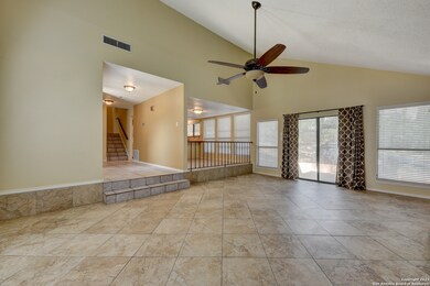 11211 Lago Vista, Helotes, TX 78023 - photo 6