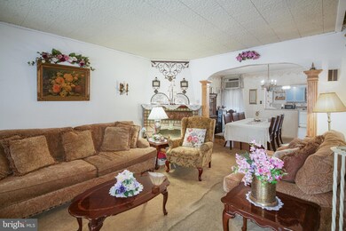 3529 Shelmire Ave, Philadelphia, PA 19136 - photo 5