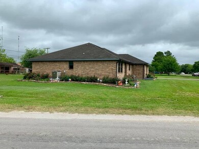 101 Ronald Ave, Bay City, TX 77414 - photo 7