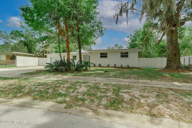 2564 Ebersol Rd, Jacksonville, FL 32216 - photo 4