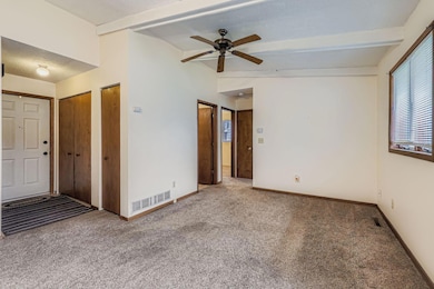 1330 4th St E, Saint Paul, MN 55106 - photo 2