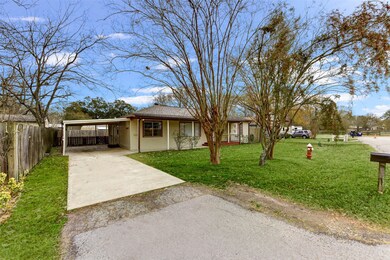 307 Roxanne St, Tomball, TX 77375 - photo 3