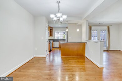 4113 S Four Mile Run Dr unit 301, Arlington, VA 22204 - photo 4