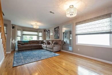 398 Patterson Ave, Staten Island, NY 10305 - photo 7