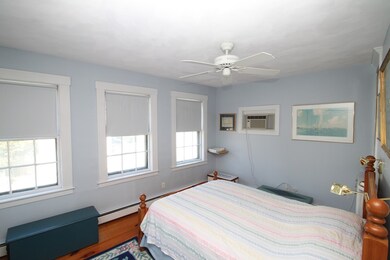 84 Washington St unit 2, Marblehead, MA 01945 - photo 4