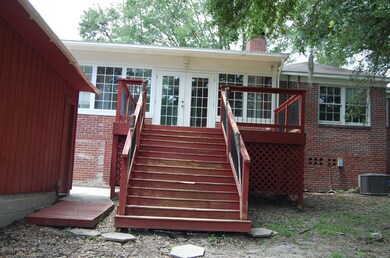 1694 Geraldine Dr, Jacksonville, FL 32205 - photo 5