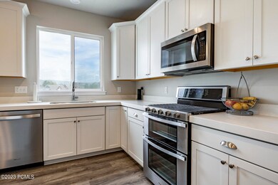 1124 Springer View Loop Unit 21 Midway U