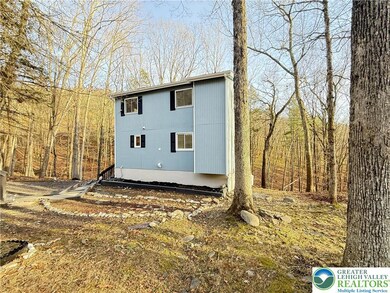235 Stafford Dr, Bushkill, PA 18324 - photo 3