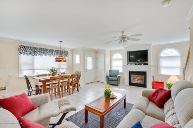72 E Bay Way Lavallette NJ-large-011-9-L