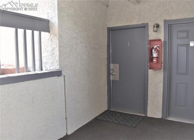 5030 El Camino Dr unit 1, Colorado Springs, CO 80918 - photo 4