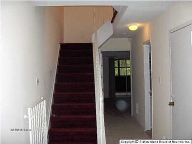 155 Pembrook Loop, Staten Island, NY 10309 - photo 2