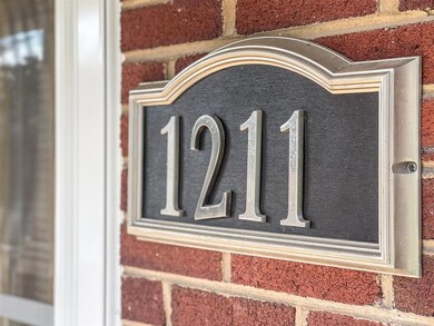 1211 W 12th St, Waynesboro, VA 22980 - photo 5