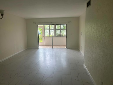 1 Abbey 102 Ln unit 102, Delray Beach, FL 33446 - photo 2