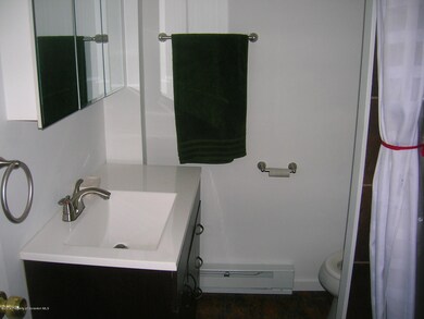 340 N Everett Ave, Scranton, PA 18504 - photo 5