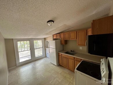 601 Davie Ave unit A, Statesville, NC 28677 - photo 7