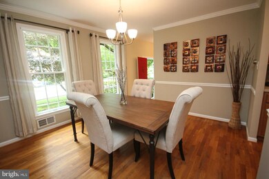 1429 Winding Waye Ln, Silver Spring, MD 20902 - photo 7