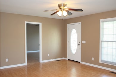 75 Sandstone Ct, McMinnville, TN 37110 - photo 3