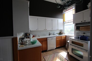 322 Broad St, Milford, PA 18337 - photo 3