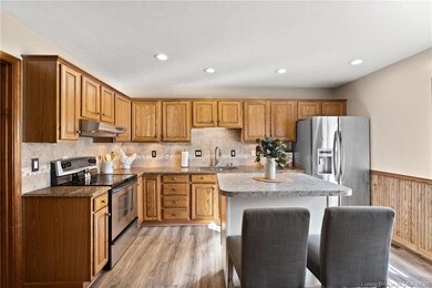 2204 E Arrowhead Dr, New Albany, IN 47150 - photo 5