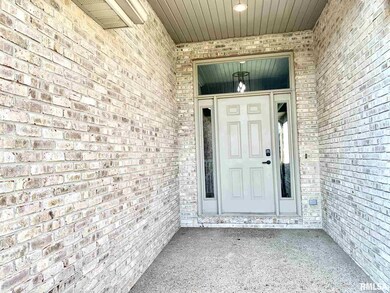 34 Applebee Farms Dr, Jacksonville, IL 62650 - photo 2