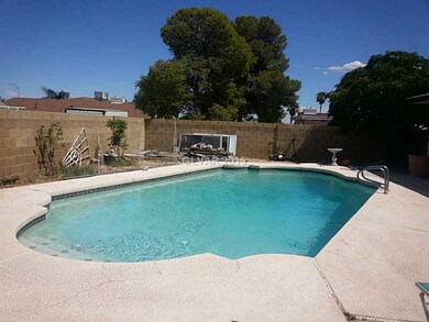 Swimming Pool/Hot Tub/Sauna.