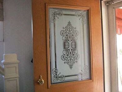 Entry/Foyer.
