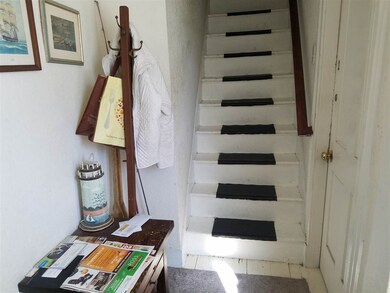 16 Grove St, Dover, NH 03820 - photo 5