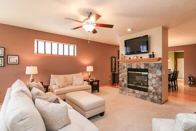 5225 Teaberry Ln, Fitchburg, WI 53711 - photo 3