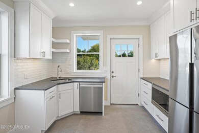 31 East Ave unit 39-1, New Canaan, CT 06840 - photo 6