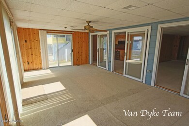 4 Season Room