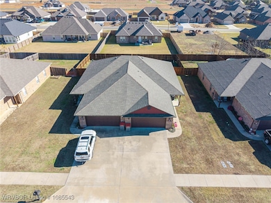 1110 Springhill Rd, Barling, AR 72923 - photo 2