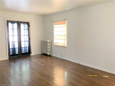 3371 Superior Park Dr, Cleveland Heights, OH 44118 - photo 3