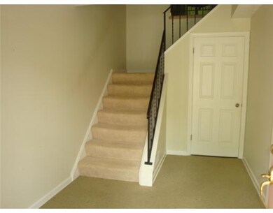 Entry/Foyer.