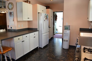 36 Thurman Park, Everett, MA 02149 - photo 5