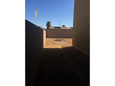 Other. Large Side Yard