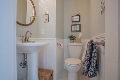 49 Hathorne St unit B, Salem, MA 01970 - photo 7