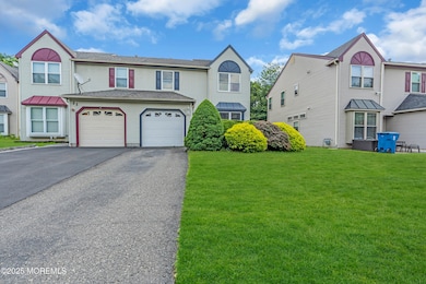 19 Longbrook Ln, Freehold, NJ 07728 - photo 5