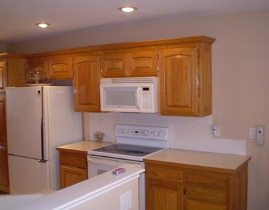 Kitchen. Large and lovely eat-in kitchen.