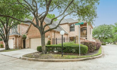 6839 Oakwood Trace Ct, Houston, TX 77040 - photo 3