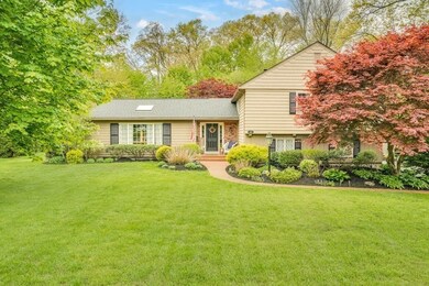 43 Elizabeth Cir, Longmeadow, MA 01106 - photo 3