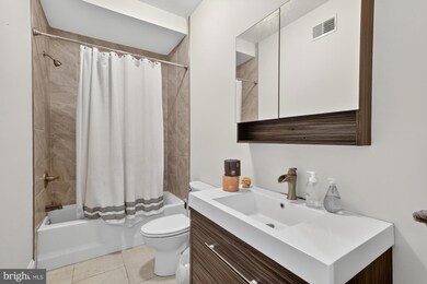 946 N 2nd St unit 5, Philadelphia, PA 19123 - photo 6