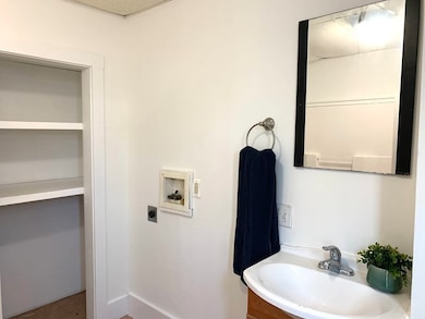 712 Lawrence St unit 2, Lowell, MA 01852 - photo 7