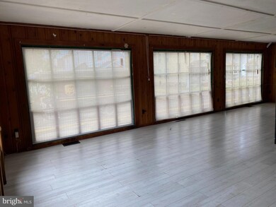 704 Bridgeboro St, Riverside, NJ 08075 - photo 7