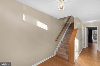 6208 Yellow Dawn Ct, Columbia, MD 21045 - photo 4