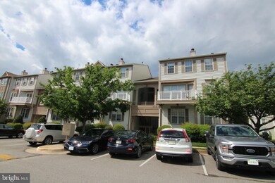 8238 Catbird Cir unit 8238A-, Lorton, VA 22079 - photo 2