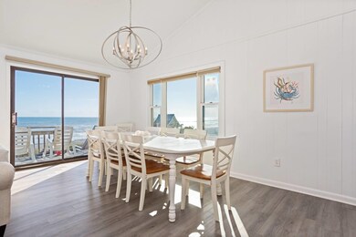 Oceanfront Dining
