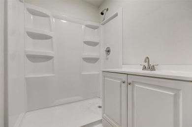 1946 Franklin Ave, Des Moines, IA 50314 - photo 6